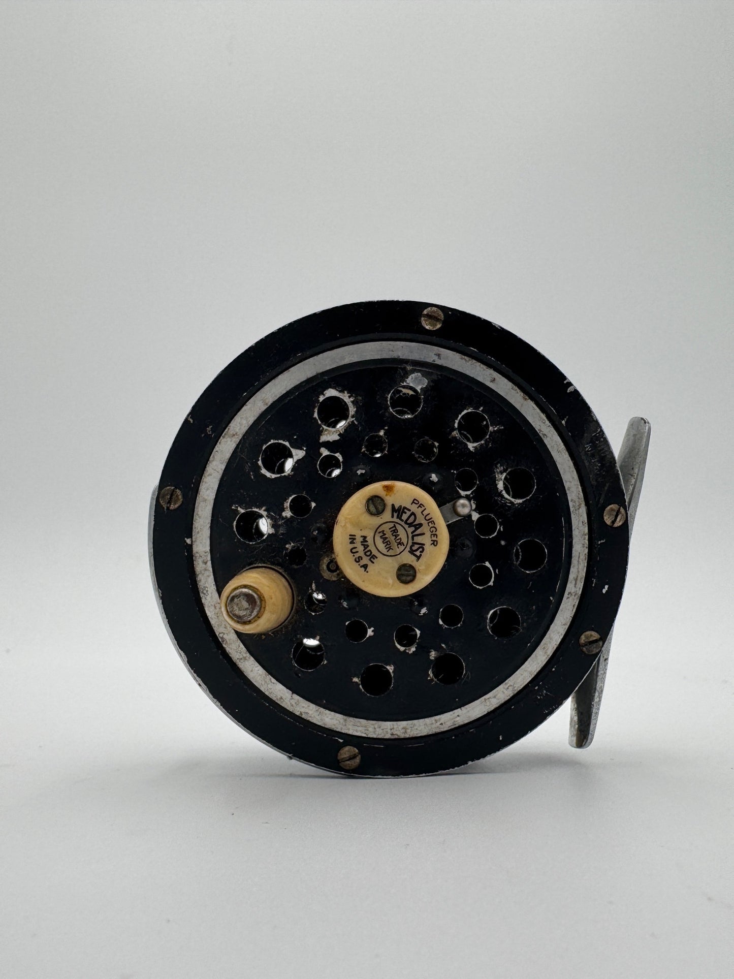 Pflueger Medalist 3" Fly Reel – Classic Model (Heavily Used, Collectible) in store only