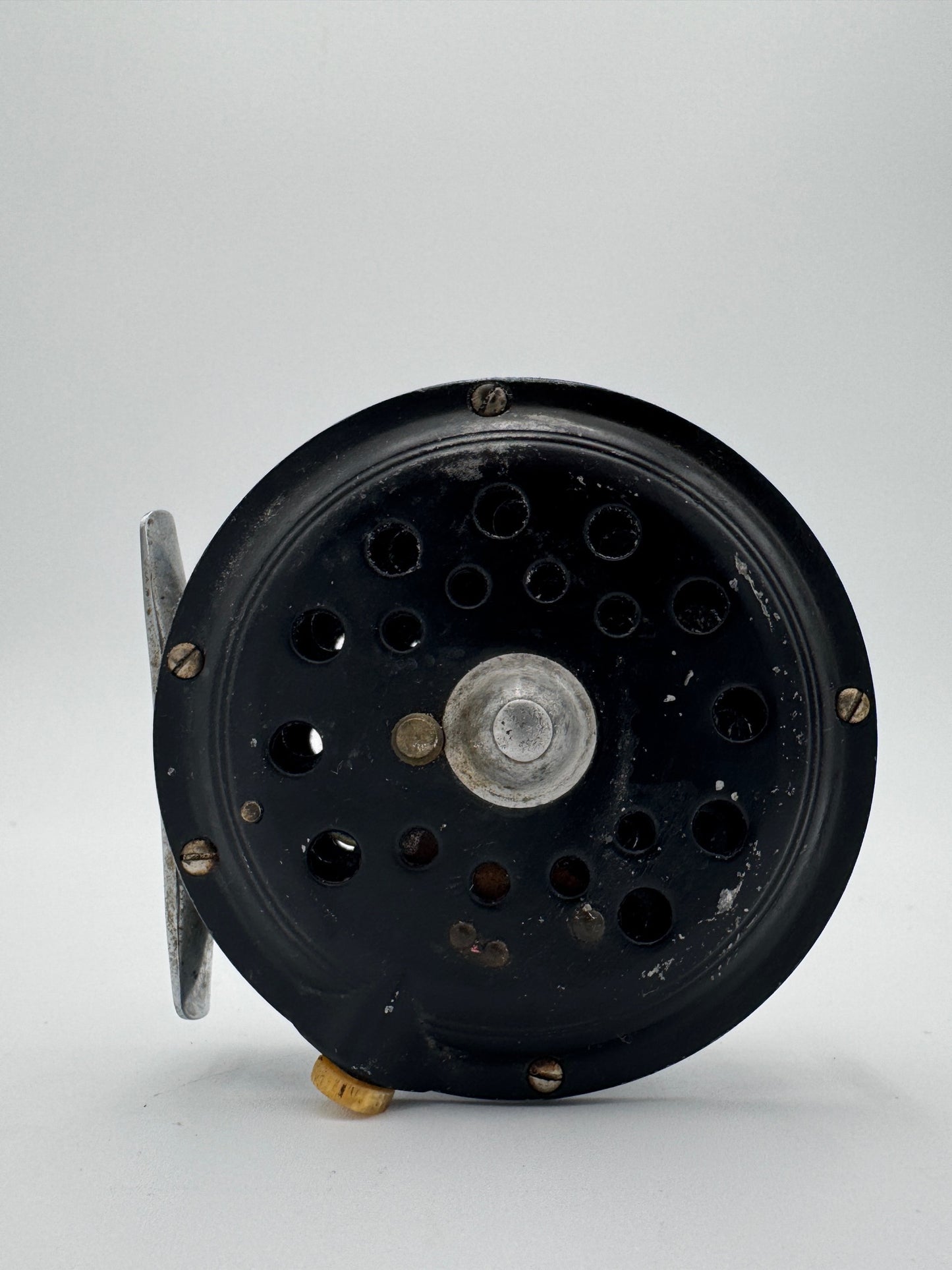 Pflueger Medalist 3" Fly Reel – Classic Model (Heavily Used, Collectible) in store only