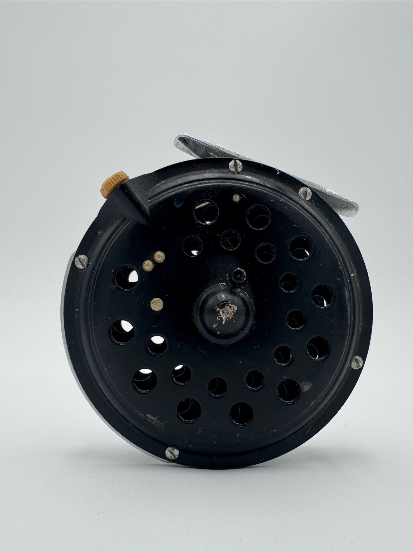 Pflueger Medalist 3½" Fly Reel – Classic Vintage, Moderately Used in store only